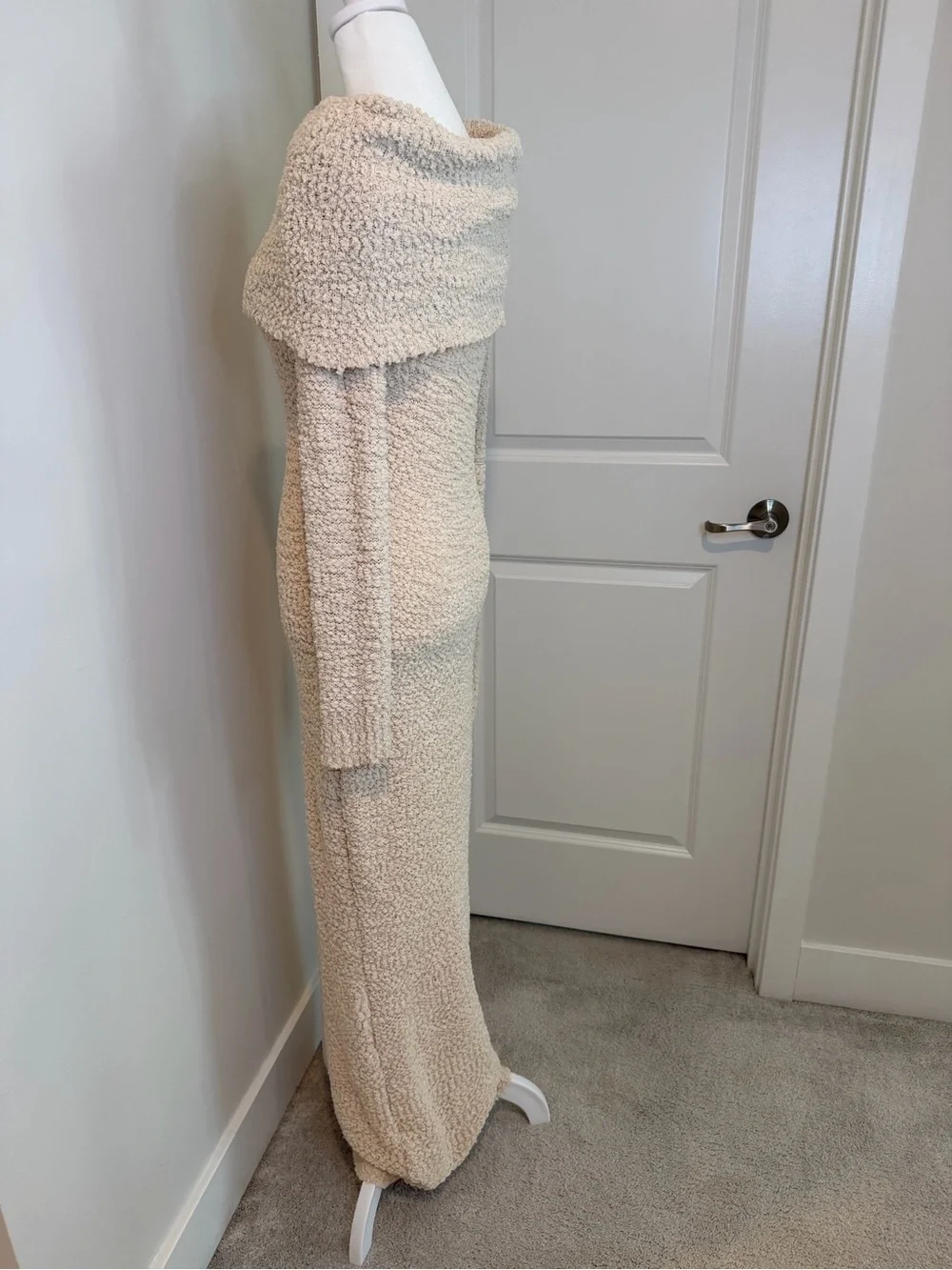 JLUXLABEL Off-Shoulder Cream Maxi Knit Dress - Picture 11 of 14